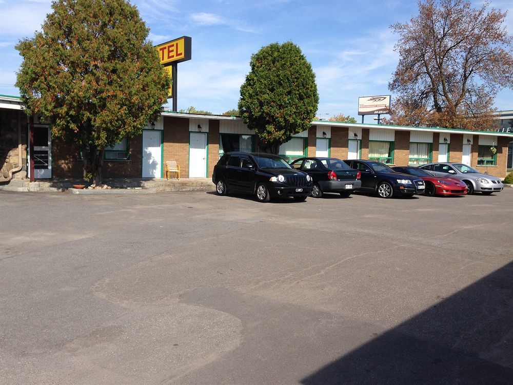 Motel Montreal Notre-Dame-de-l'Ile-Perrot Exterior foto